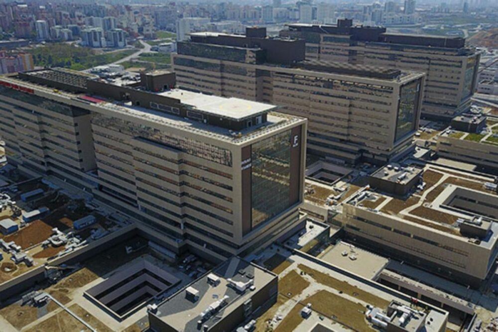 İstanbul Başakşehir Çam Ve Sakura Şehir Hastanesi Göz Hastalıkları Doktorları