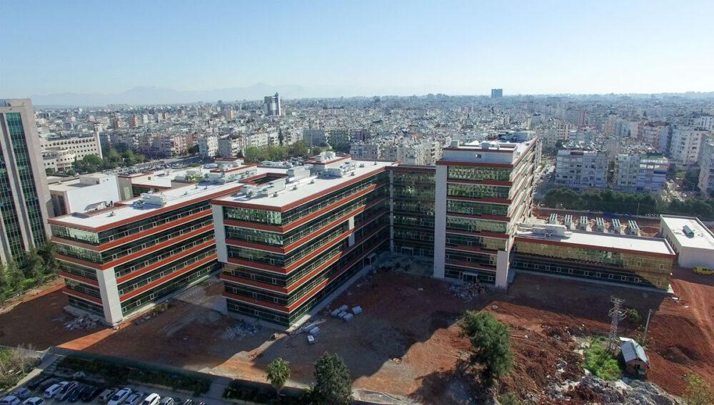 Antalya Eğitim ve Araştırma Hastanesi Beyin ve Sinir Cerrahi Doktorları