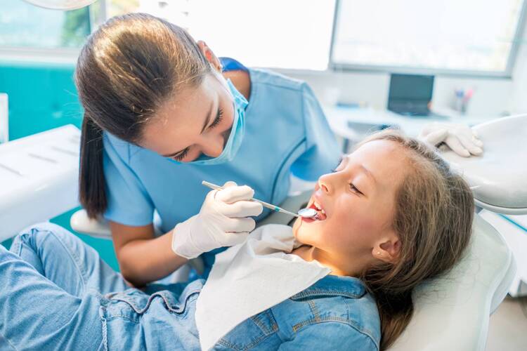 Bursa Nilüfer Ağız ve Diş Sağlığı Merkezi Diş Doktorları