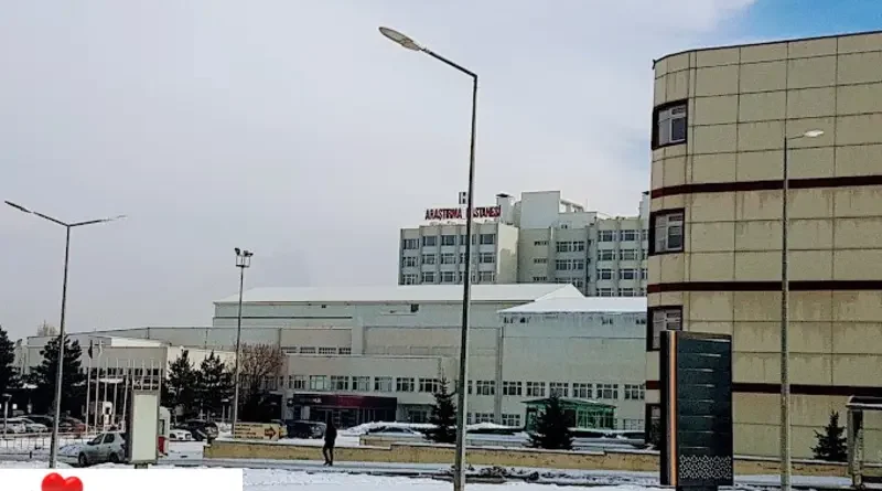 Erzurum Atatürk Üniversitesi Tıp Fakültesi Hastanesi Fizik Tedavi ve Rehabilitasyon Doktorları