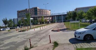 Balıkesir Üniversitesi Hastanesi Beyin ve Sinir Cerrahisi Doktorları