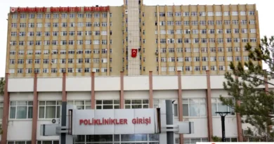 Sivas Cumhuriyet Üniversitesi Hastanesi Kalp ve Damar Cerrahisi Doktorları